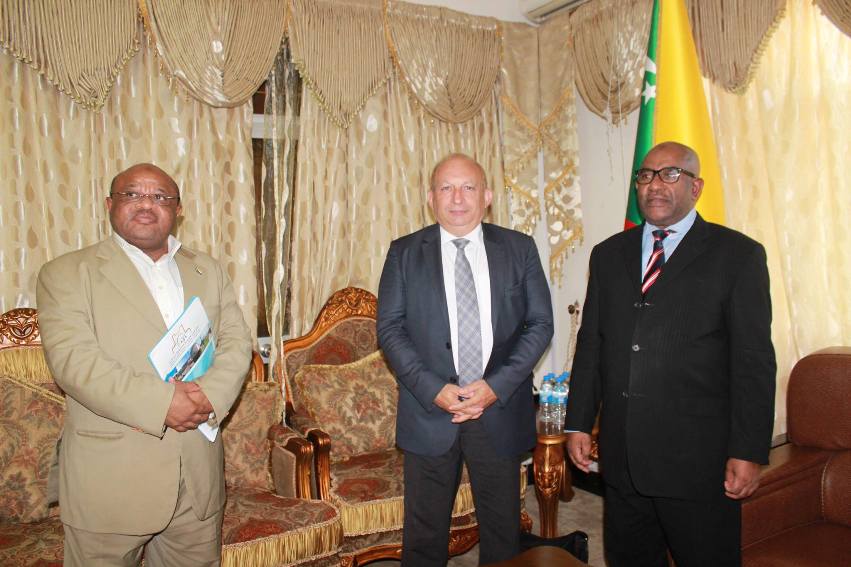 L’Ambassadeur  Hallade a été reçu à Beit Salam